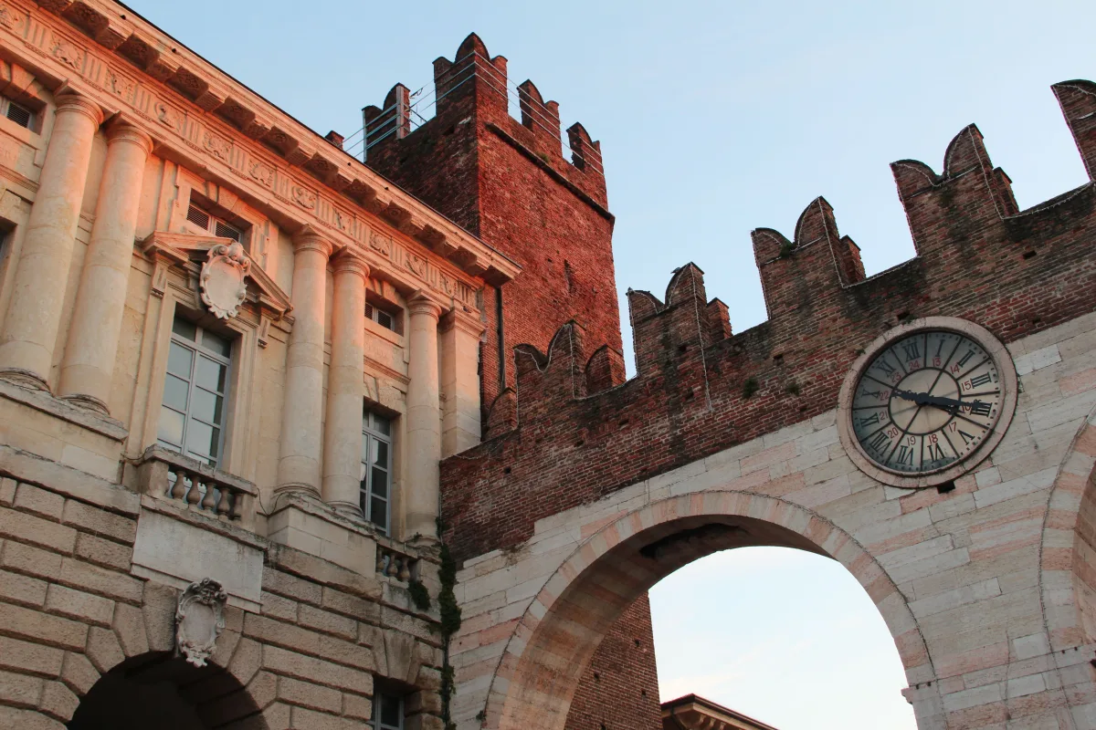 Guida Pratica per Arrivare a Cremona: La Patria di Stradivari