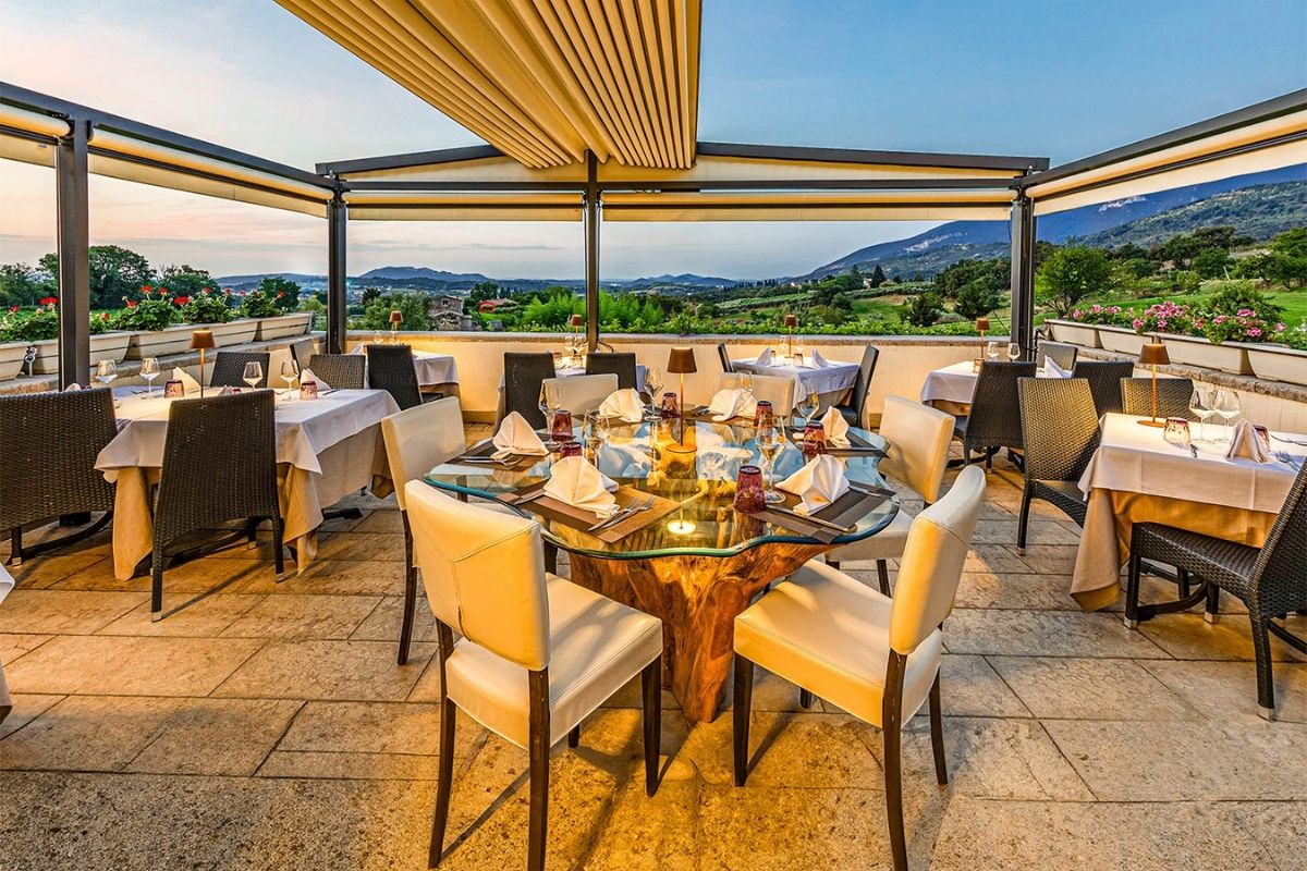 Ristorante con vista panoramica su Sondrio e piatti tipici