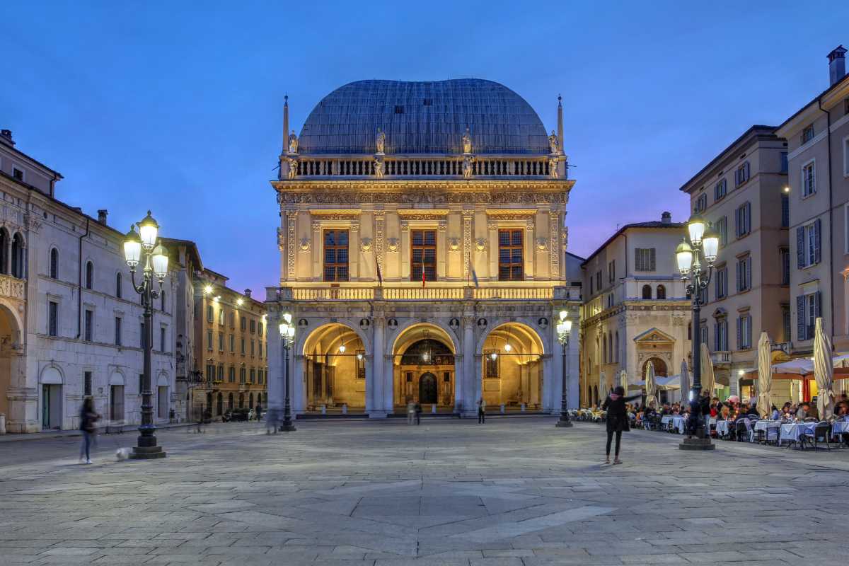 Veduta panoramica di Brescia con il Castello e il centro storico